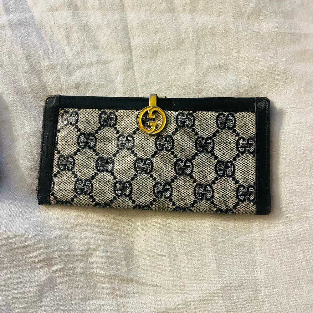Gucci Blue and Cream Women's Wallet